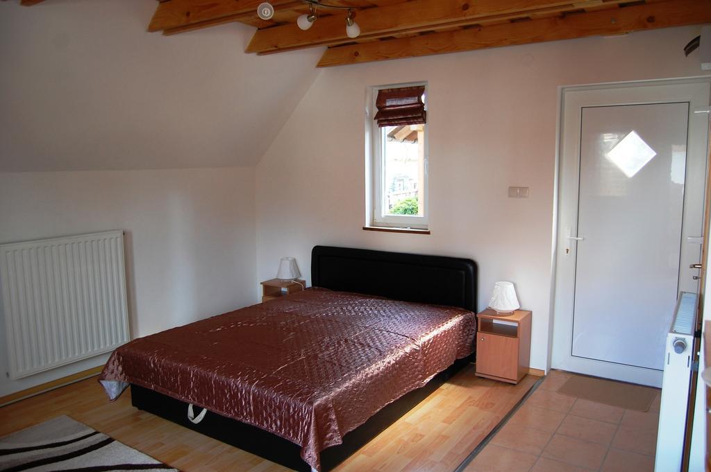 Maya Guesthouse Eger Kültér fotó
