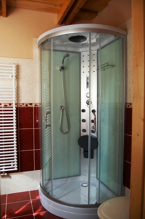 Maya Guesthouse Eger Kültér fotó